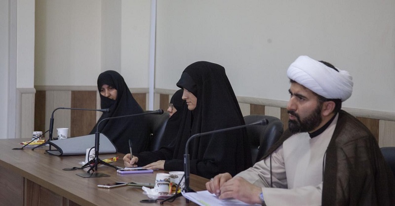 نشست تخصصی بررسی لایحه حجاب و عفاف در دانشگاه تربیت مدرس برگزار شد
